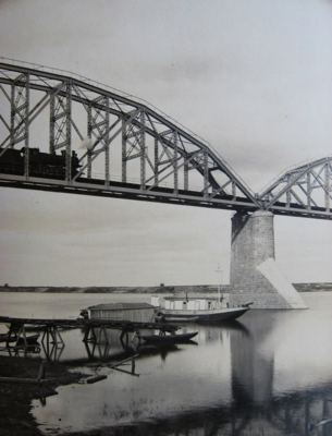Железнодорожный мост через Оку. Фото сентябрь 1912 года..png