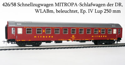 426-58 Schnellzugwagen Schlafwagen WLABm DR Ep IV beleuchtet.jpg