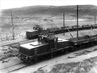 1950-е. Электровозы серии В 05 и 18.jpg
