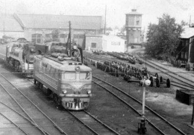 ТЭП10 П36 депо Котлас 1960гг.jpg