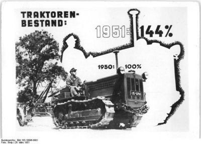Bundesarchiv_Bild_183-10096-0001,_Infografik,_Traktorenbestand_1950_und_1951.jpg