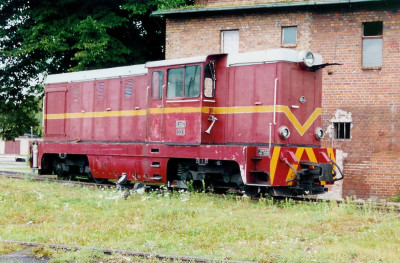 Lxd2-331 (L45H-№24070) на польском сахарном заводе в Tuczno, 2001.